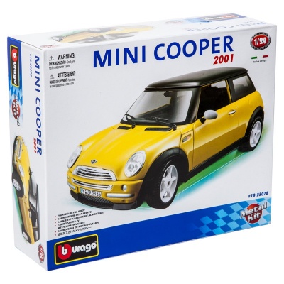 Модель автомобиля сборная 1:24 Mini Cooper 2001 (Мини Купер) Bburago 18-25078