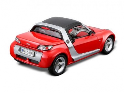 Модель автомобиля 1:24 Smart Roadster (Смарт родстер) Bburago 18-22064