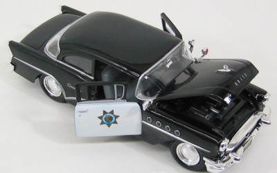 Buick Century Бьюик Сенчури (1955) "Полиция" модель автомобиля 1:26 MAISTO 31295