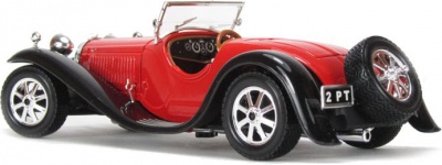 Модель автомобиля 1:24 Bugatti Type 55 (Бугатти  тип 55) 1932 Bburago 18-22027