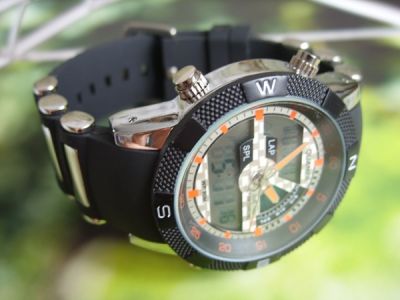 Часы наручные спортивные Quamer W015