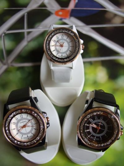 Часы наручные кварцевые женские Chanel C-153 реплика