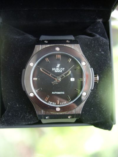 Часы наручные мужские HUBLOT Classic Fusion 581.CM.1110.RX реплика